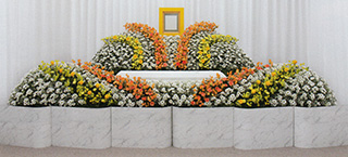 「花祭壇プラン2」の例